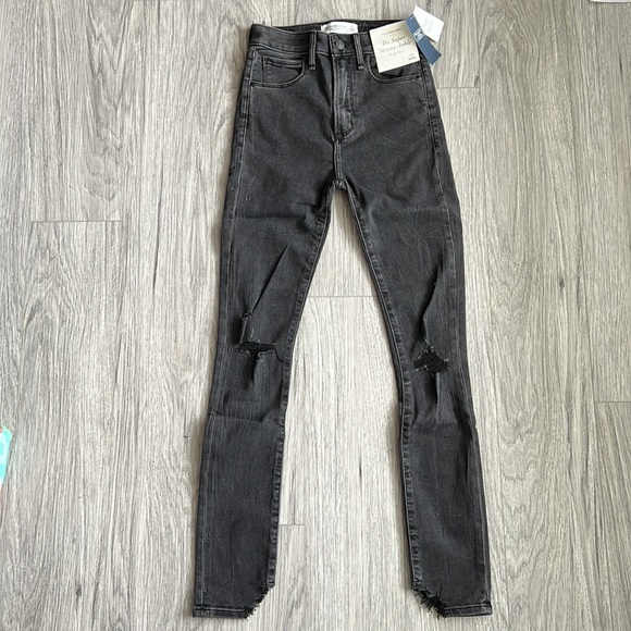 Abercrombie & Fitch | Ripped High Rise Super Skinny Ankle Jeans - Black Wash 23R - Picture 2 of 6